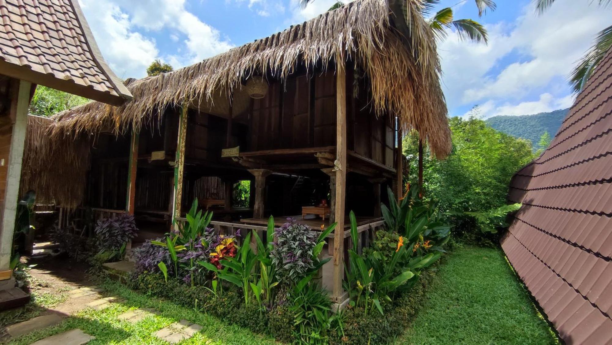 Sekumpul Bali Hidden Space Singaraja  Exterior photo